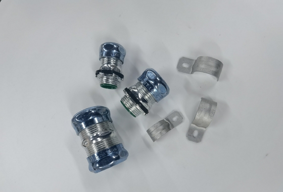 China Blue Steel Liquid Tight Steel Compression Connector Zinc Plated Insultaed For EMT Conduit Hot Dip Steel Straps 1/2&quot;-4&quot; supplier